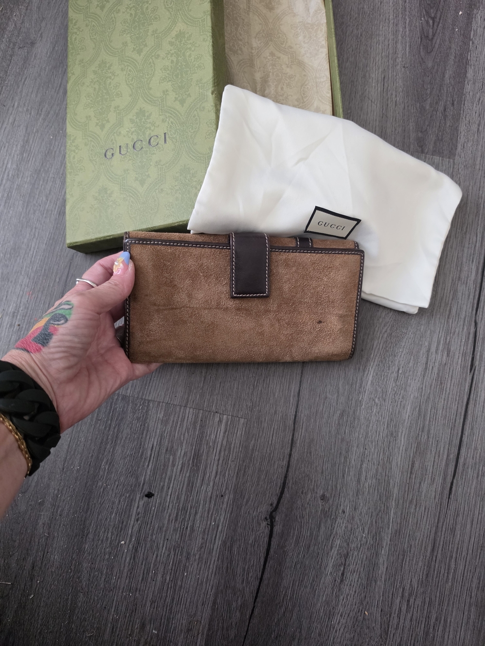 Gucci Suede Brown Wallet Clutch - Brown - Picture 7 of 16